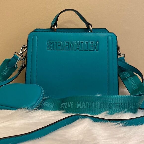NWT Steve Madden (Bevelyn) Crossbody Bag w/ Airpod Pouch - Turquoise - Picture 1 of 9